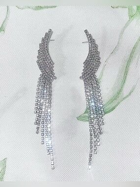 Rhinestone Tassel Fringe Statement Dangle Drop Earrings – Glam & Elegant